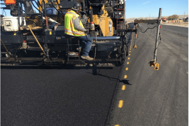 How to Construct Longitudinal Joints in Asphalt Pavement?